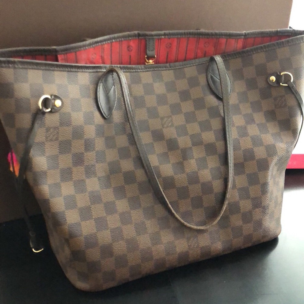 Louis Vuitton Neverfull MM